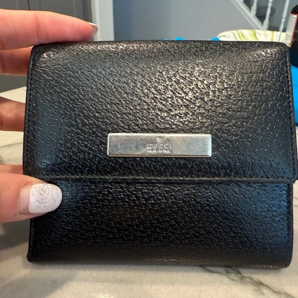 Gucci Black Compact Bifold Leather Wallet Silver Hardware - Picture 5 of 16